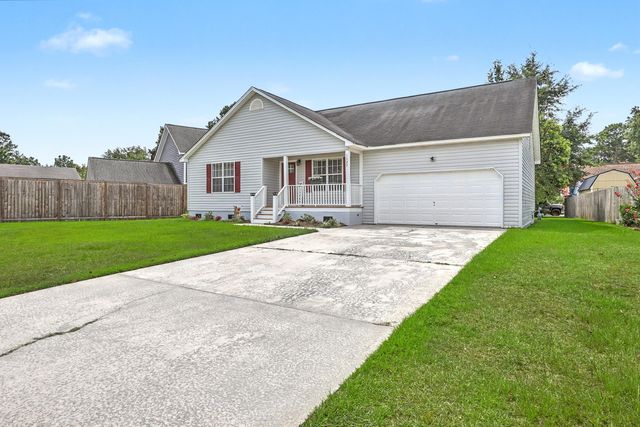 1327 Winterberry Avenue, Goose Creek, SC 29445
