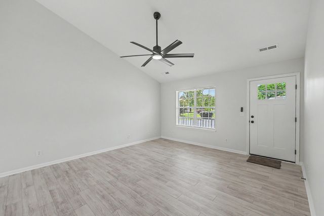 1327 Winterberry Avenue, Goose Creek, SC 29445