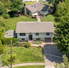 1453 Tooz Place, South Plainfield, NJ 07080