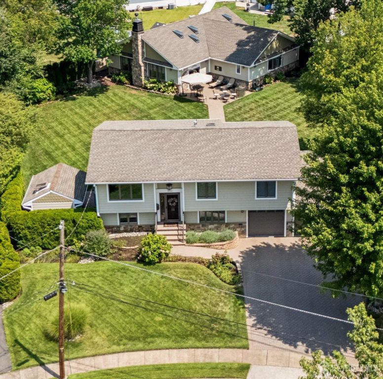 1453 Tooz Place, South Plainfield, NJ 07080