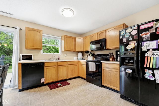 925 Balto Drive, Shelbyville, IN 46176