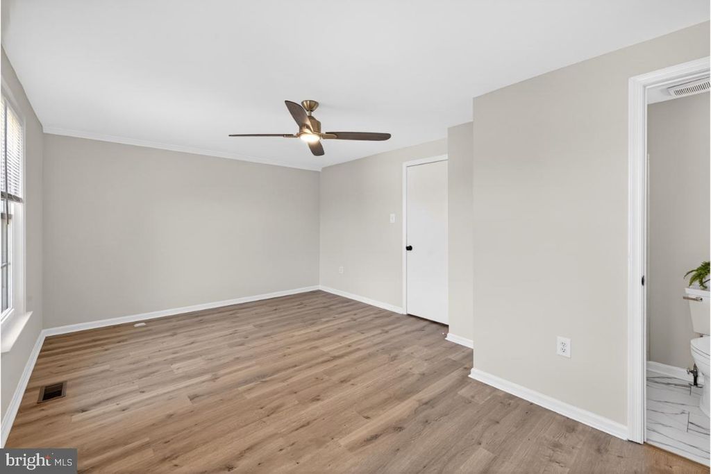 Image 19 of property listing at 10519 BOUNTY COVE CT, Gaithersburg, MD 20878