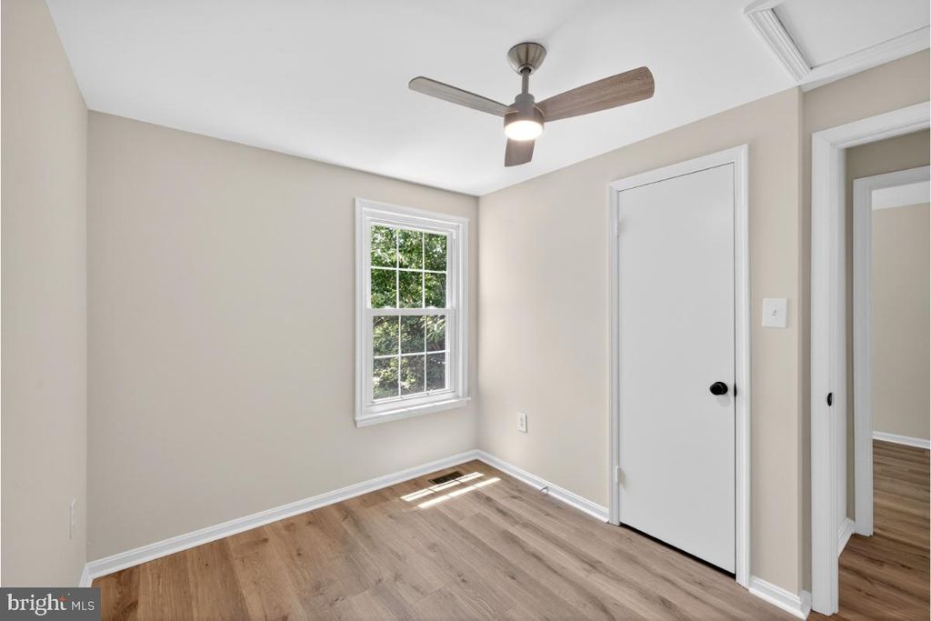 Image 25 of property listing at 10519 BOUNTY COVE CT, Gaithersburg, MD 20878