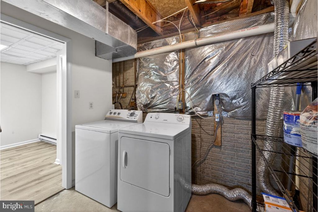 Image 32 of property listing at 10519 BOUNTY COVE CT, Gaithersburg, MD 20878