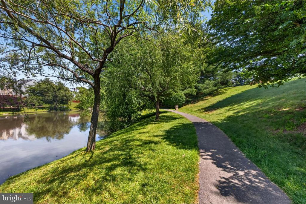 Image 45 of property listing at 10519 BOUNTY COVE CT, Gaithersburg, MD 20878