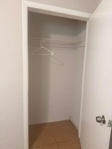 314 Douglass Avenue 318, West Palm Beach, FL 33401