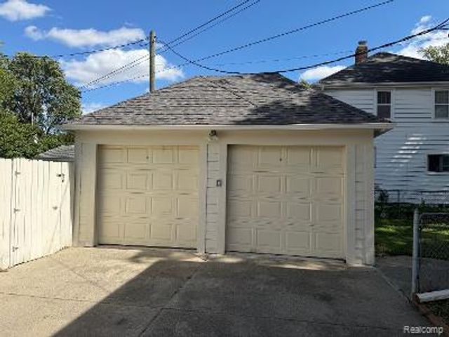 22258 Francis Street, Dearborn, MI 48124