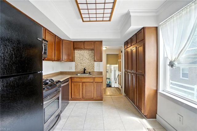 1079 Brooklyn AVE, Virginia Beach, VA 23451
