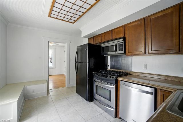 1079 Brooklyn AVE, Virginia Beach, VA 23451