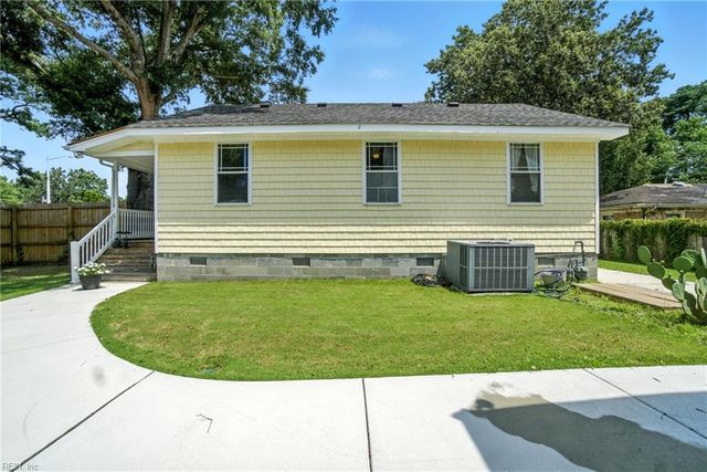 1079 Brooklyn AVE, Virginia Beach, VA 23451