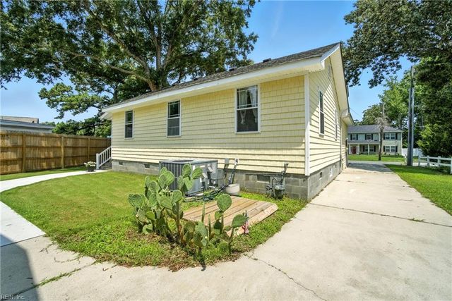 1079 Brooklyn AVE, Virginia Beach, VA 23451