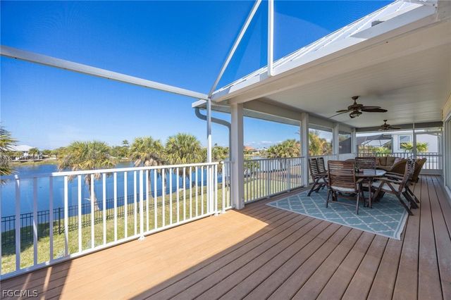 425 Lake Murex CIR, Sanibel, FL 33957