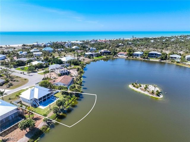 425 Lake Murex CIR, Sanibel, FL 33957