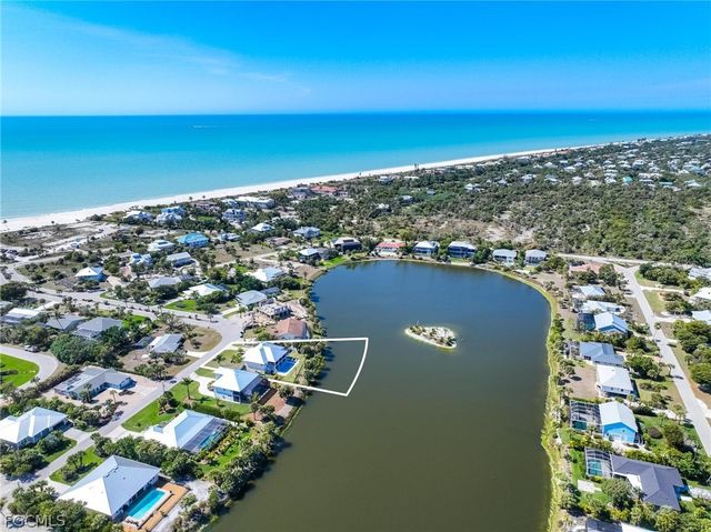 425 Lake Murex CIR, Sanibel, FL 33957