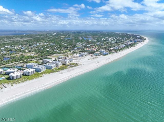 425 Lake Murex CIR, Sanibel, FL 33957