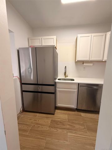 1250 North Avenue, New Rochelle, NY 10804