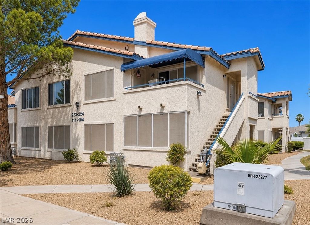 3425 East RUSSELL Road 223, Las Vegas, NV 89120