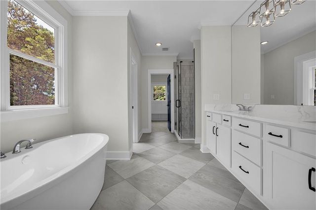 2476 St Martin Way, Monroe, GA 30656