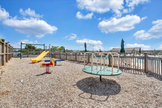 120 Sailors Cove DR UNIT 1308, Moneta, VA 24121