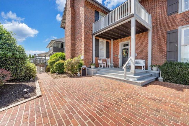 120 Sailors Cove DR UNIT 1308, Moneta, VA 24121