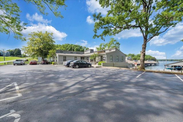 120 Sailors Cove DR UNIT 1308, Moneta, VA 24121