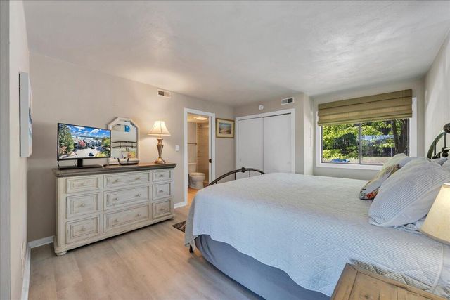 120 Sailors Cove DR UNIT 1308, Moneta, VA 24121