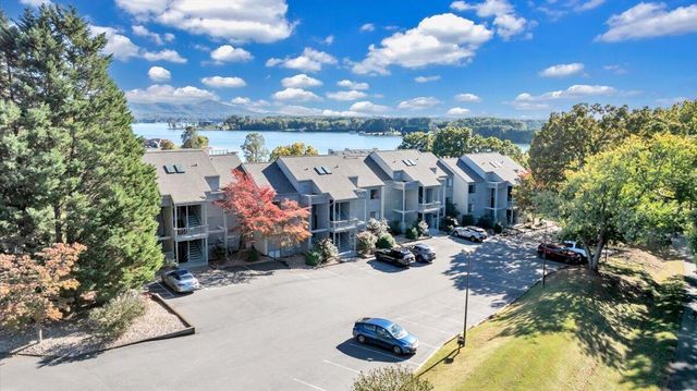120 Sailors Cove DR UNIT 1308, Moneta, VA 24121