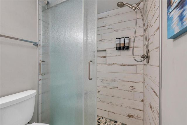 120 Sailors Cove DR UNIT 1308, Moneta, VA 24121