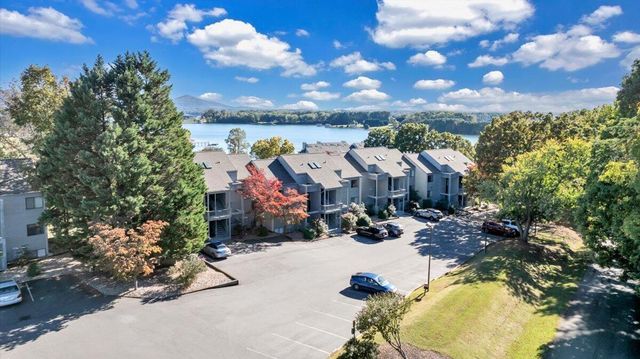 120 Sailors Cove DR UNIT 1308, Moneta, VA 24121