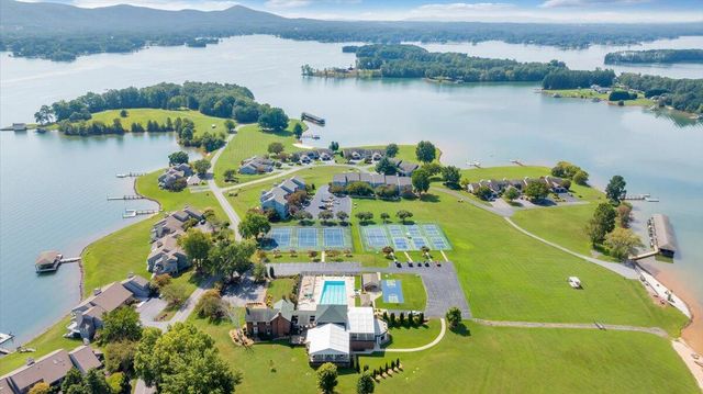 120 Sailors Cove DR UNIT 1308, Moneta, VA 24121