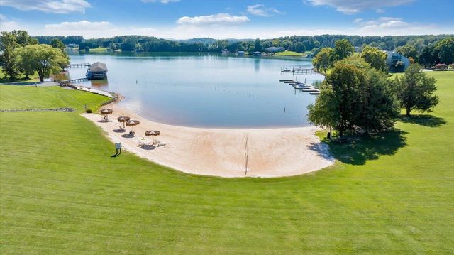 120 Sailors Cove DR UNIT 1308, Moneta, VA 24121