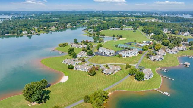 120 Sailors Cove DR UNIT 1308, Moneta, VA 24121