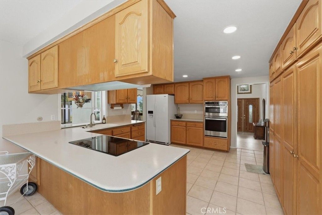 Image 13 of property listing at 2505 Regency, Fullerton, CA 92833