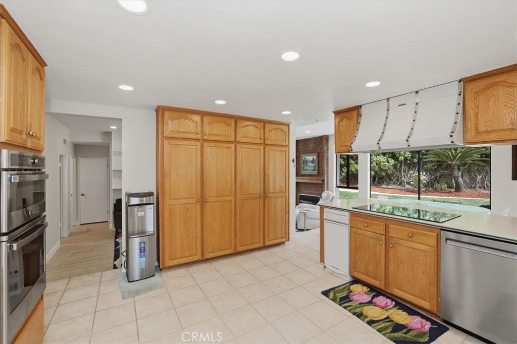 Image 15 of property listing at 2505 Regency, Fullerton, CA 92833