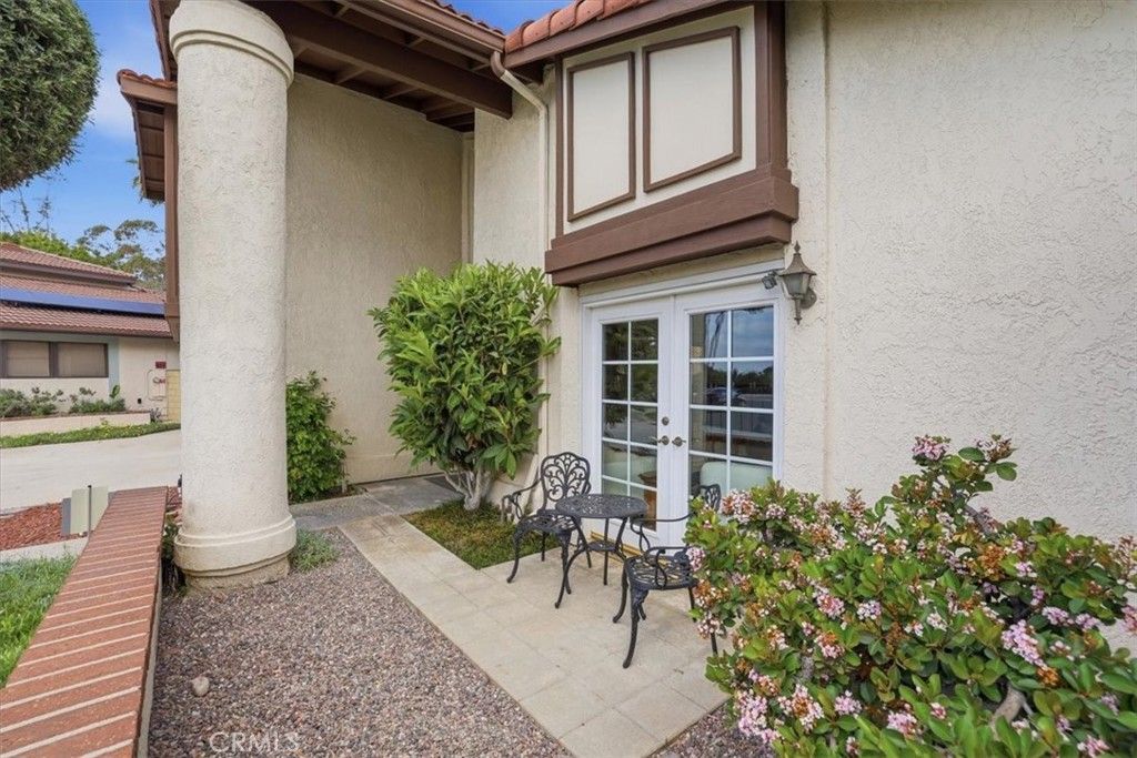 Image 2 of property listing at 2505 Regency, Fullerton, CA 92833