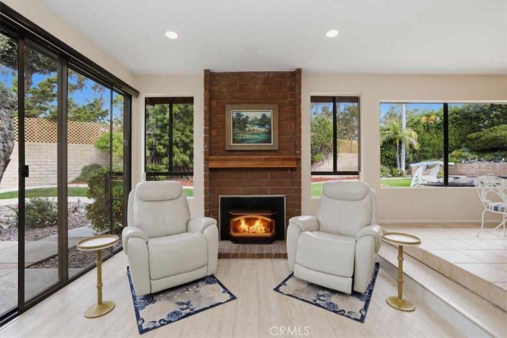 Image 21 of property listing at 2505 Regency, Fullerton, CA 92833