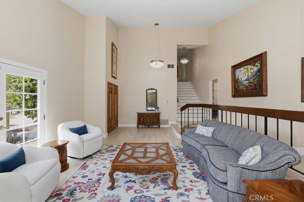 Image 5 of property listing at 2505 Regency, Fullerton, CA 92833