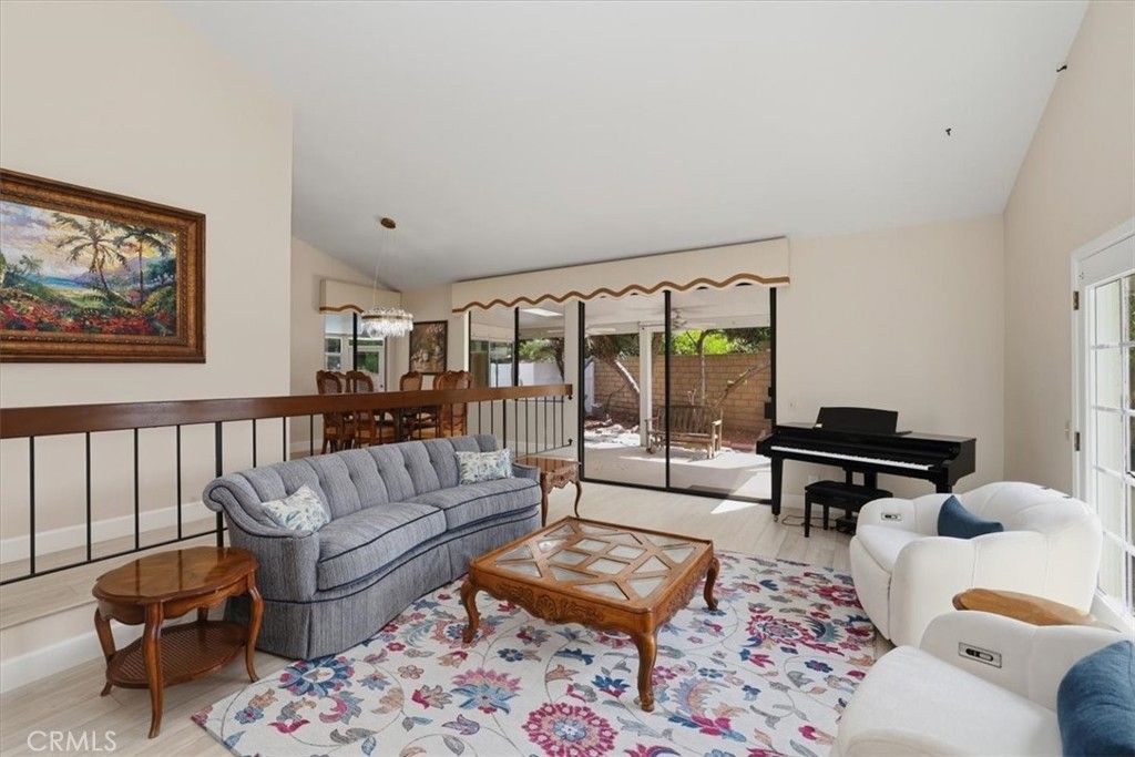 Image 7 of property listing at 2505 Regency, Fullerton, CA 92833