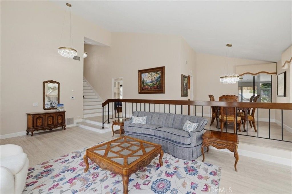 Image 9 of property listing at 2505 Regency, Fullerton, CA 92833