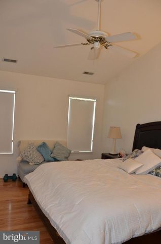 43060 FRANCIS SQ, Chantilly, VA 20152