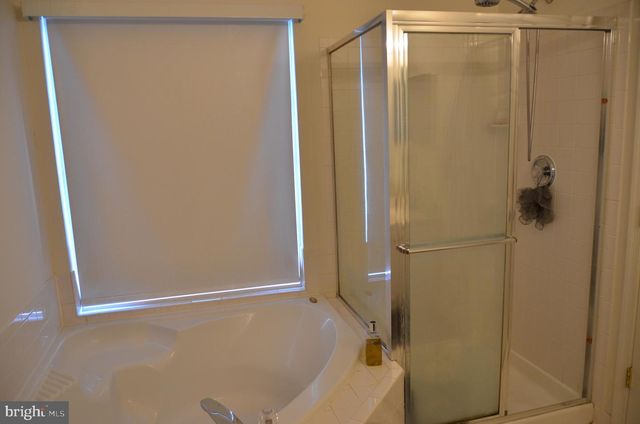 43060 FRANCIS SQ, Chantilly, VA 20152