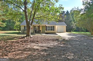 5151 Primrose Road, Grantville, GA 30220