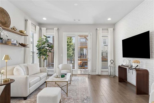 4302 Parkside Place, Atlanta, GA 30342