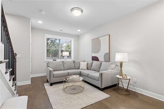 4302 Parkside Place, Atlanta, GA 30342