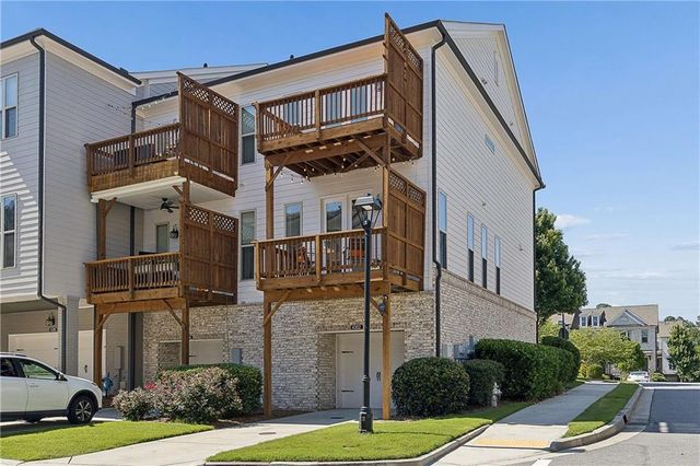 4302 Parkside Place, Atlanta, GA 30342