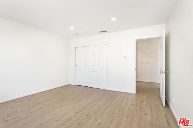 2914 Castle Heights Avenue, Los Angeles, CA 90034