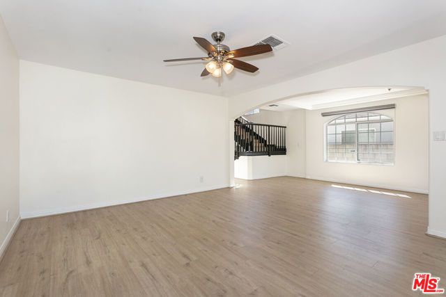 2914 Castle Heights Avenue, Los Angeles, CA 90034