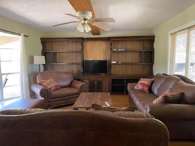 18133 Fm 1774, Plantersville, TX 77363