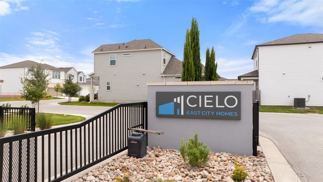 17512 Torneo DR, Round Rock, TX 78664