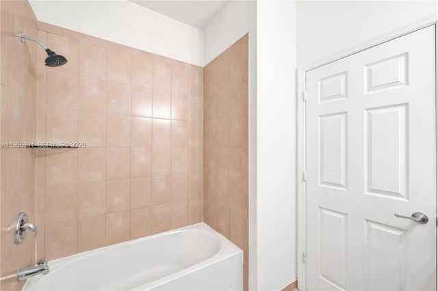 9334 W 33 WAY 9334, Hialeah, FL 33018